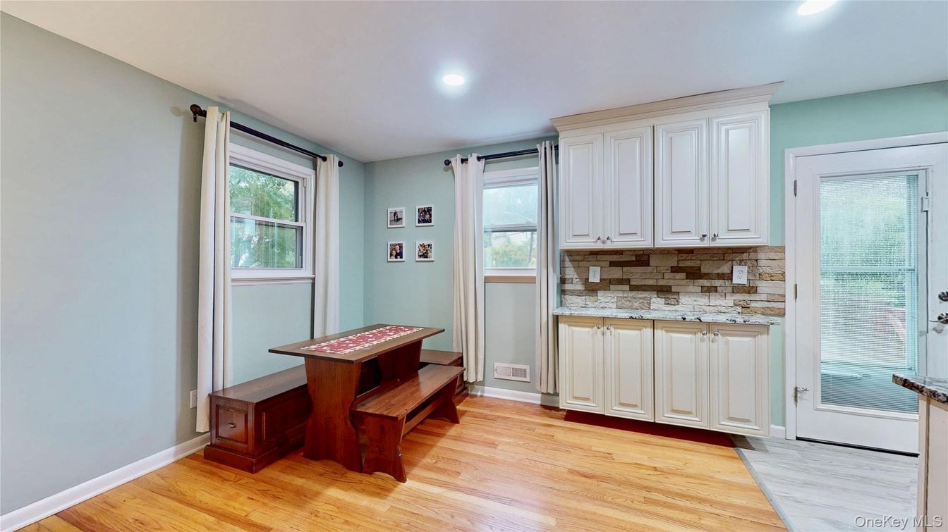 Dining room, Interior, Recessed Lighting, Wood Texture Flooring