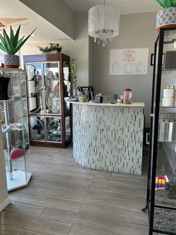 Chandelier, Interior, Wood Texture Flooring
