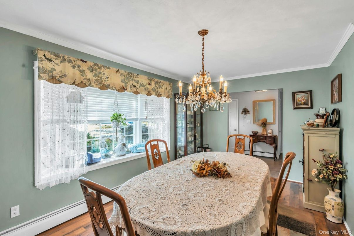 Chandelier, Dining room, Interior, Wood Texture Flooring