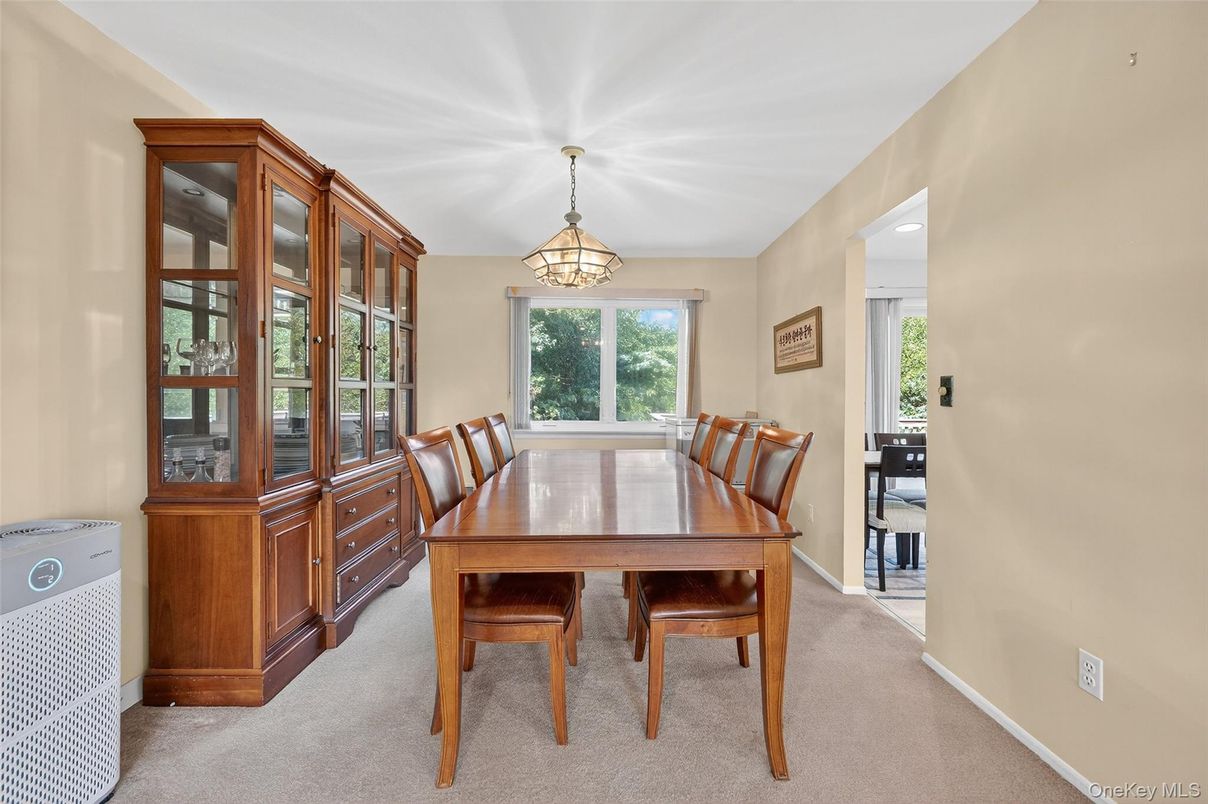 Dining room, Interior