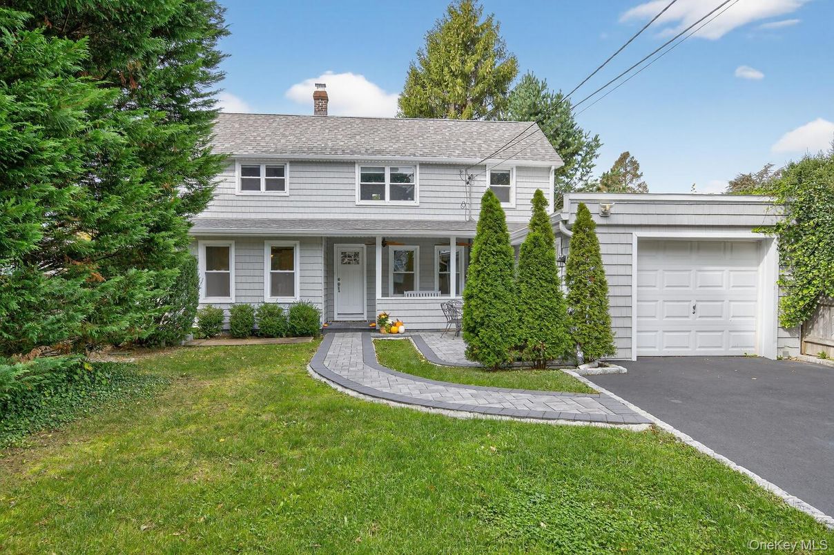 Attached, Exterior, Facade, Georgian