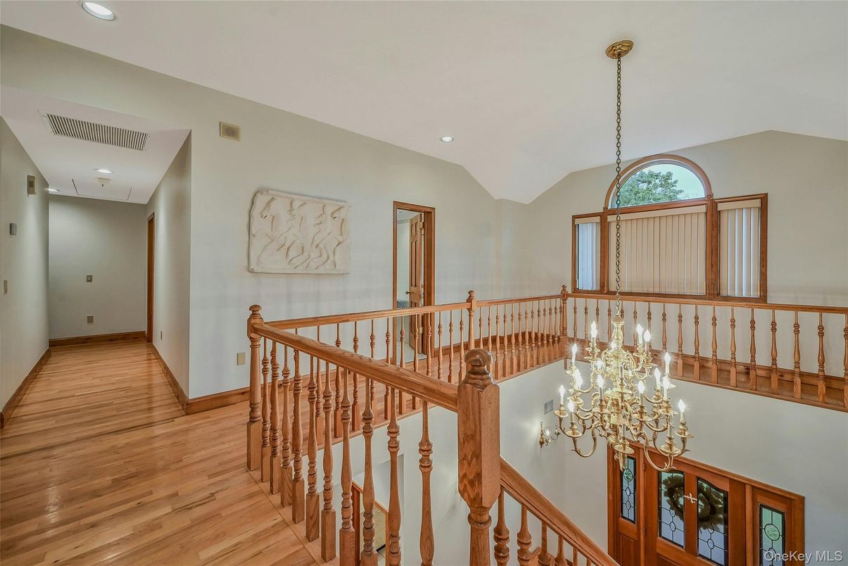 Chandelier, Interior, Recessed Lighting, Wood Texture Flooring