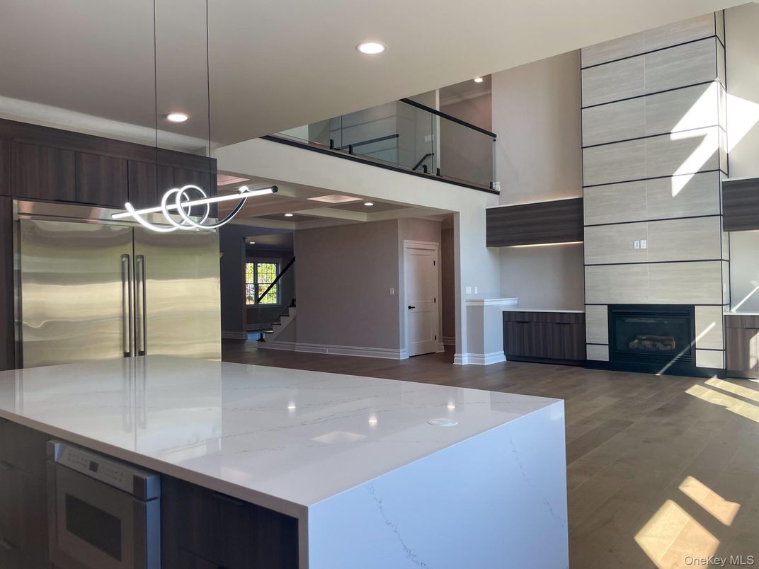 Fireplace, Interior, Kitchen, Pendant Lights, Recessed Lighting, Wood Texture Flooring