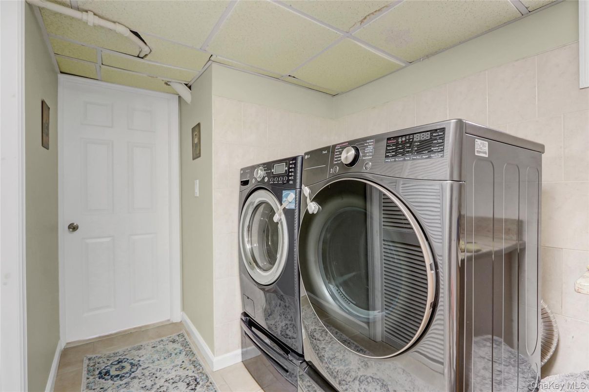 Interior, Utility Closets, Washer