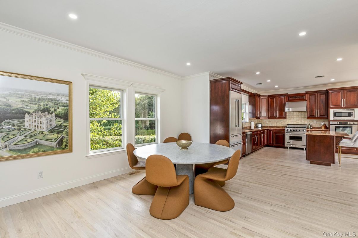 Dining room, Interior, Kitchen, Recessed Lighting, Stainless Steel Appliances, Wood Texture Flooring