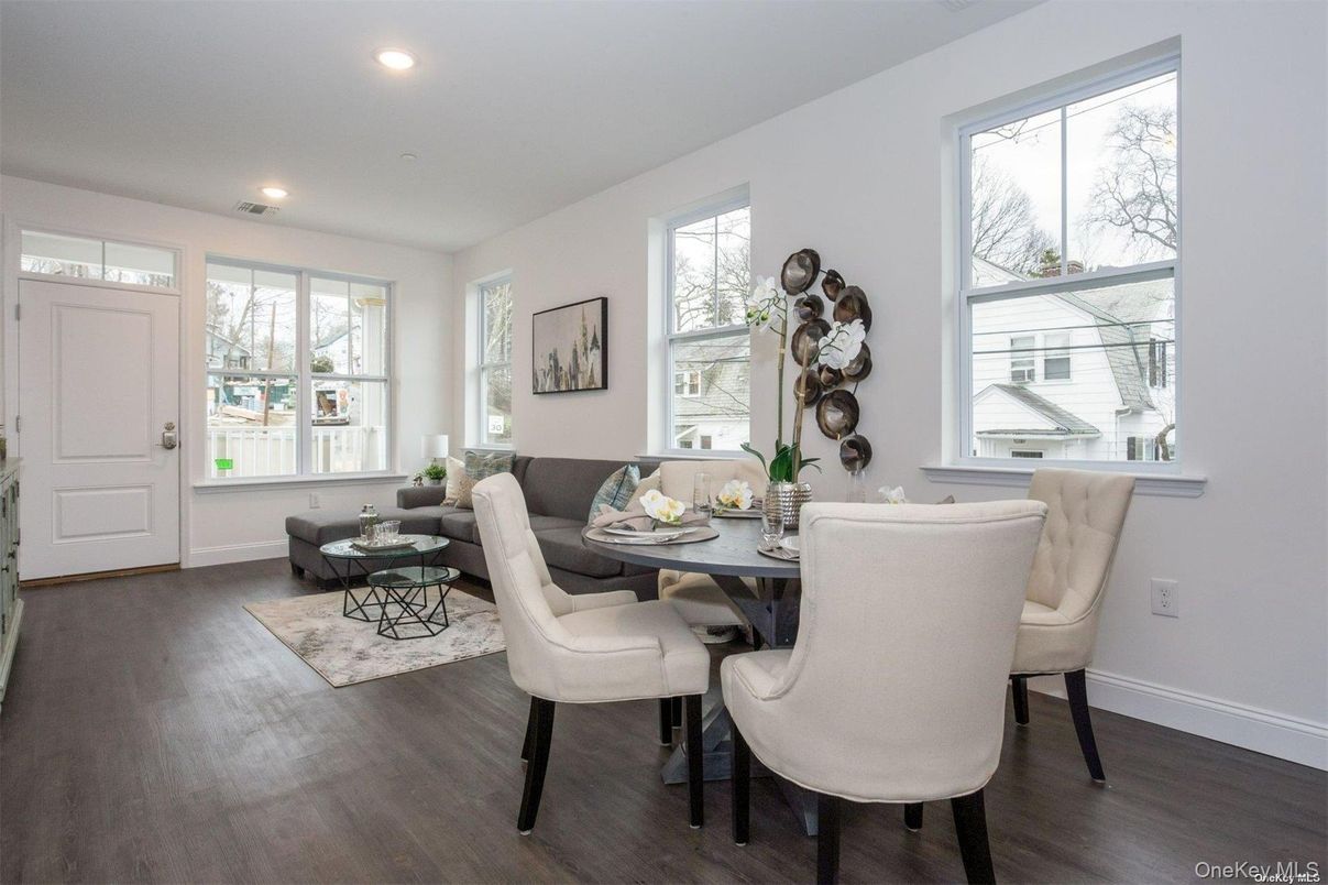 Dining room, Interior, Living room, Recessed Lighting, Wood Texture Flooring
