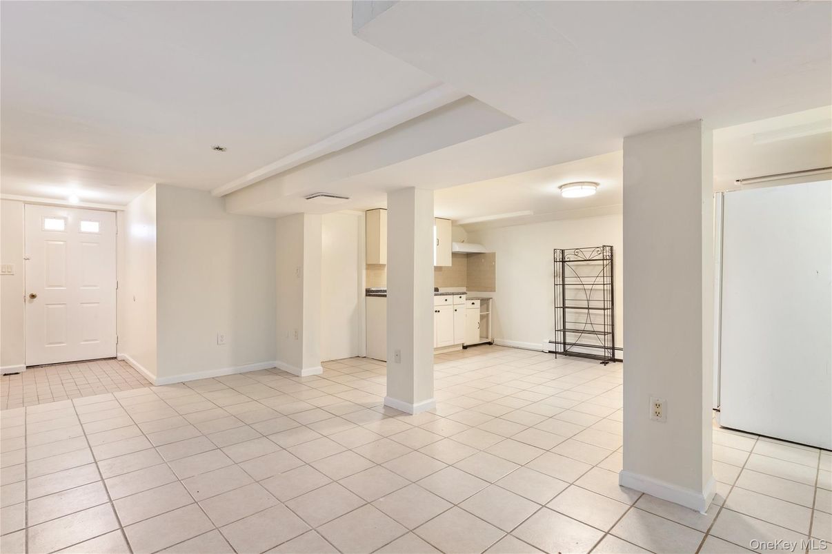 Empty room, Interior, Kitchen