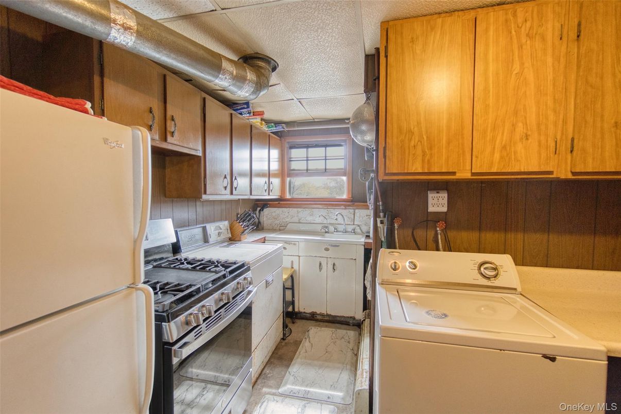 Interior, Kitchen, Washer