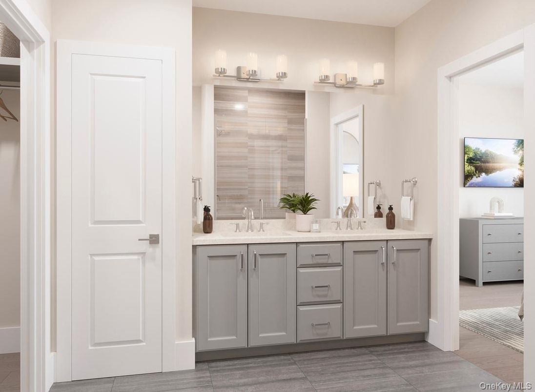 Bathroom, Dual Sink Vanities, Interior
