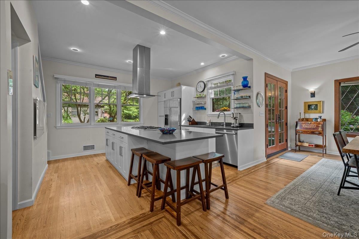 Interior, Kitchen, Recessed Lighting, Wood Texture Flooring