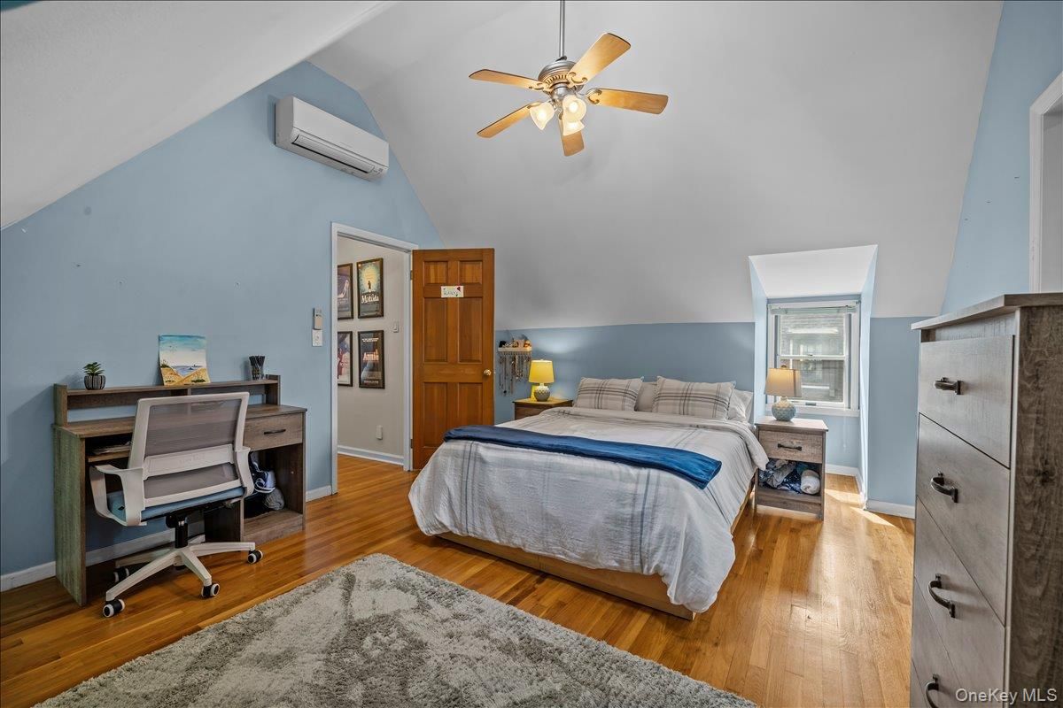 Bedroom, Home Office, Interior, Wood Texture Flooring