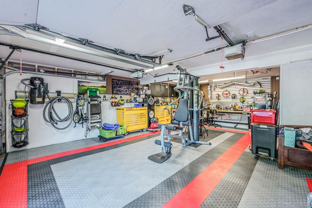 Fitness Equipment, Garage, Interior