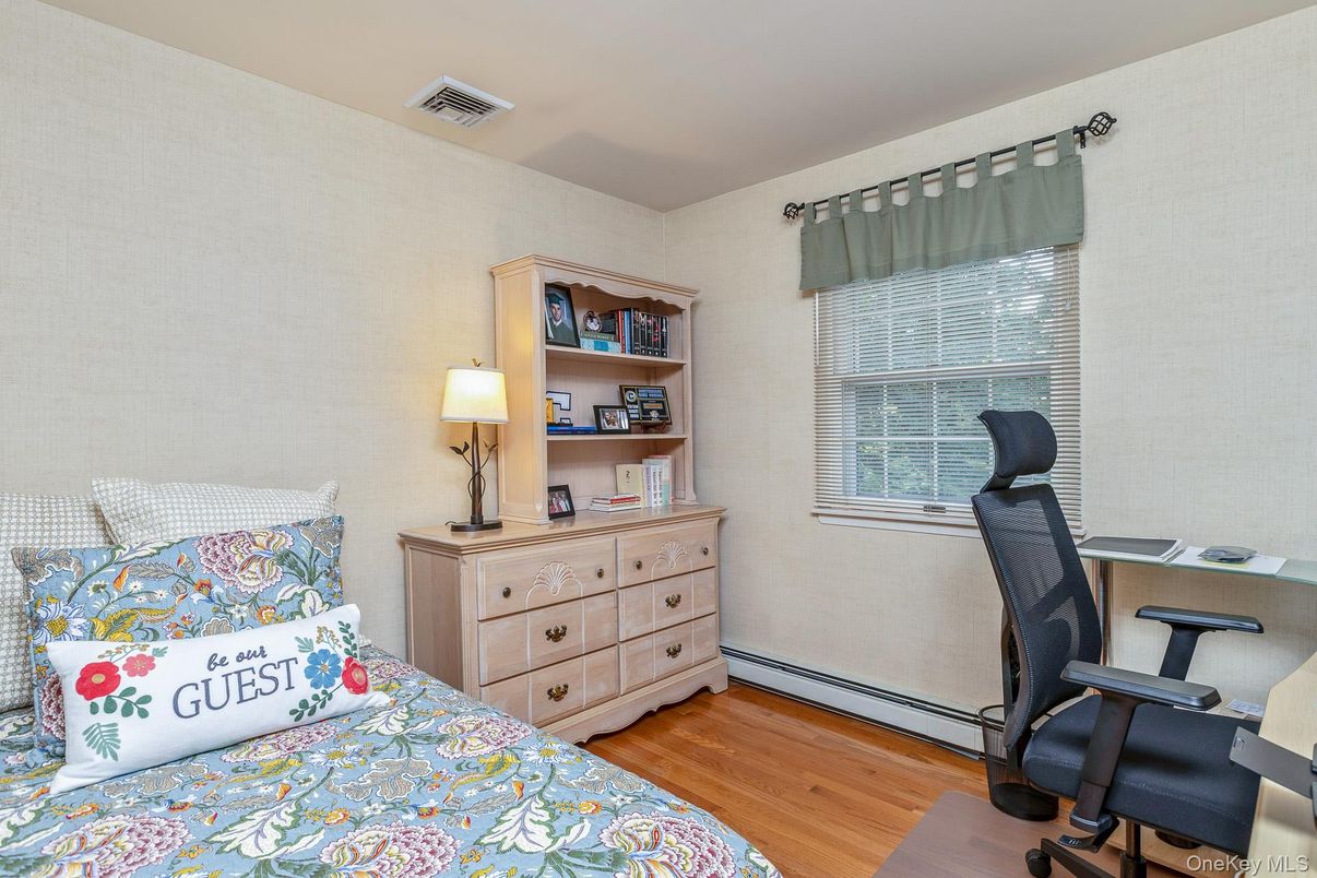 Bedroom, Home Office, Interior, Wood Texture Flooring