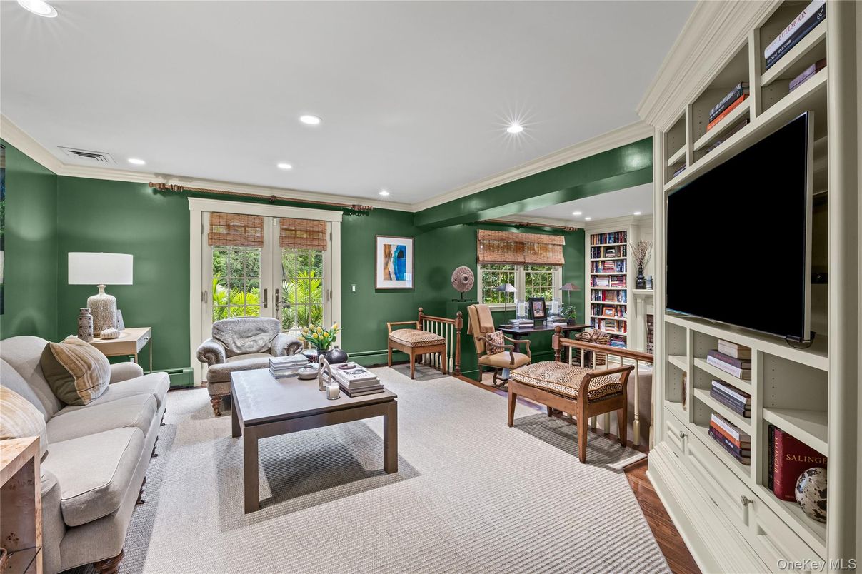 Dining room, Interior, Living room, Recessed Lighting