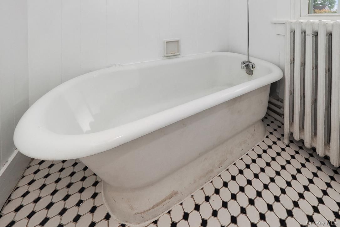 Bathroom, Free Standing Baths, Interior