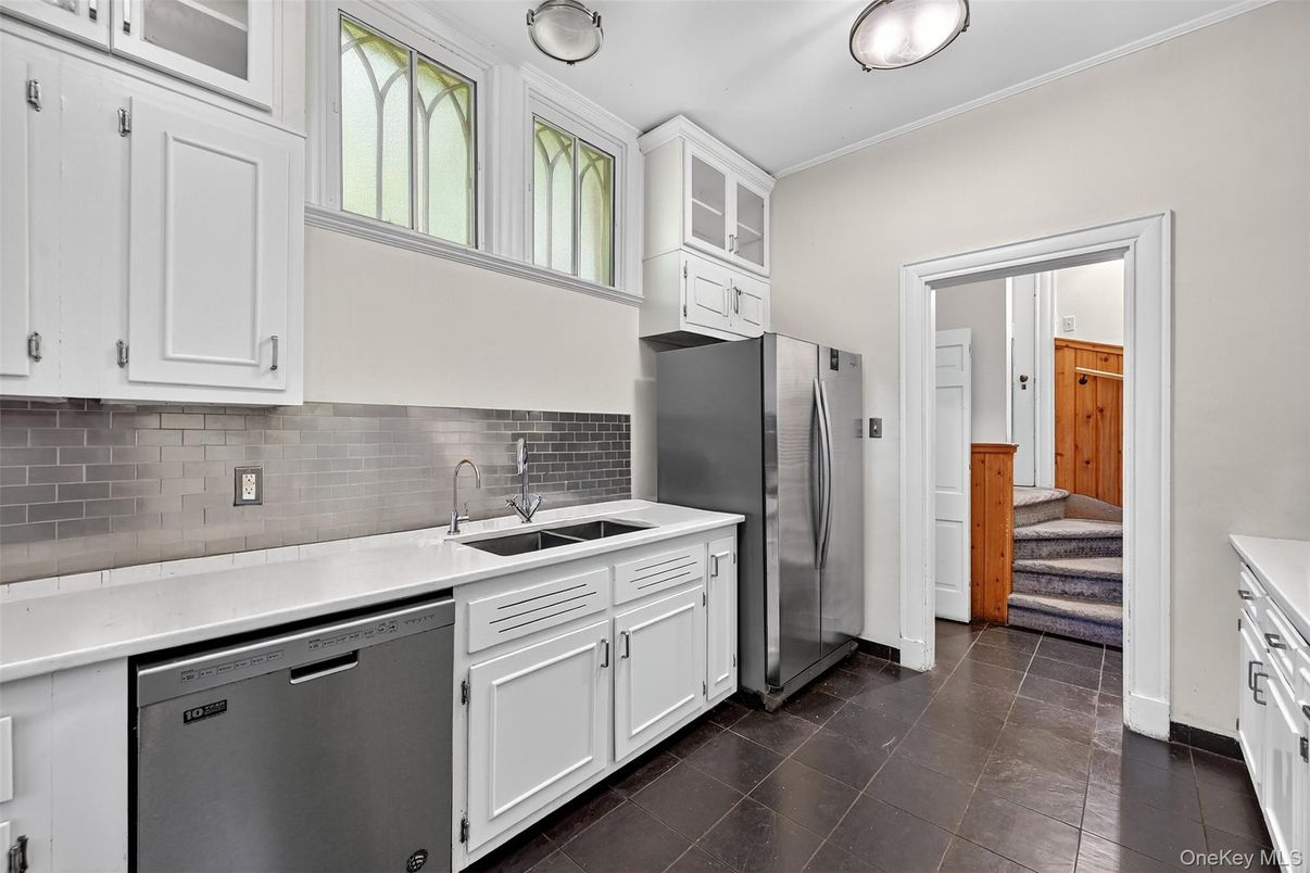 Interior, Kitchen, Stainless Steel Appliances