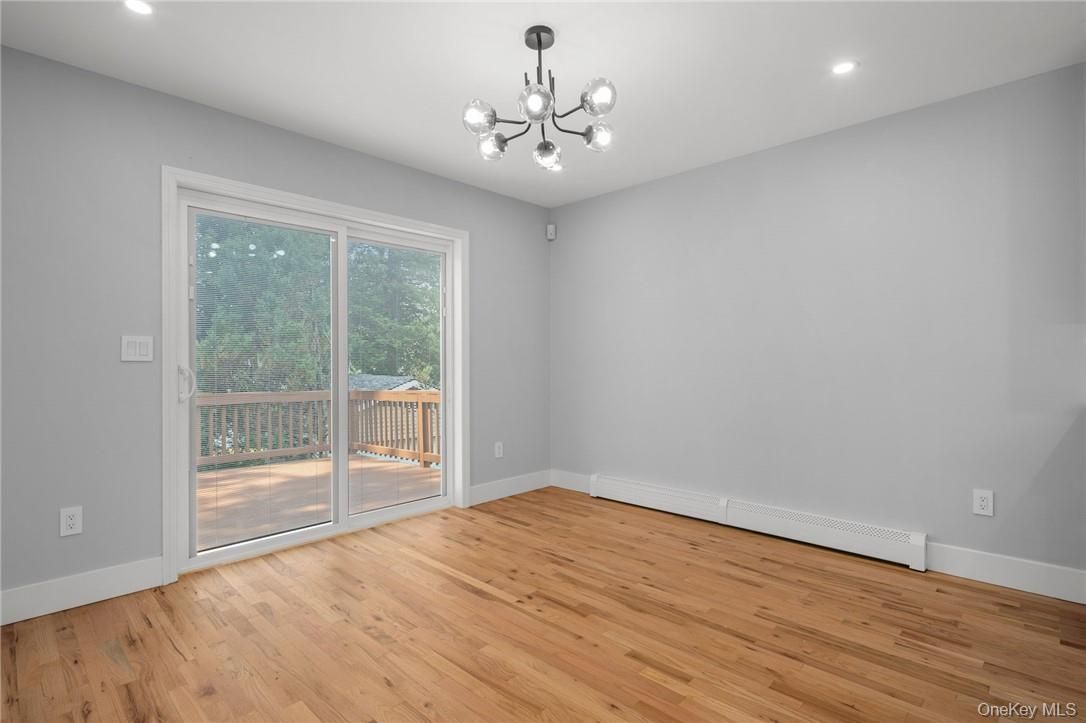 Empty room, Interior, Pendant Lights, Recessed Lighting, Wood Texture Flooring