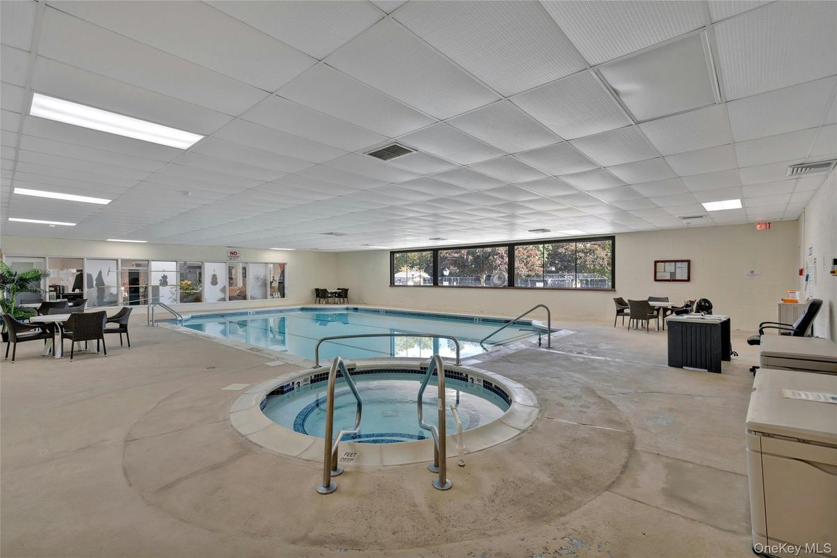 Interior, Pool, Recessed Lighting