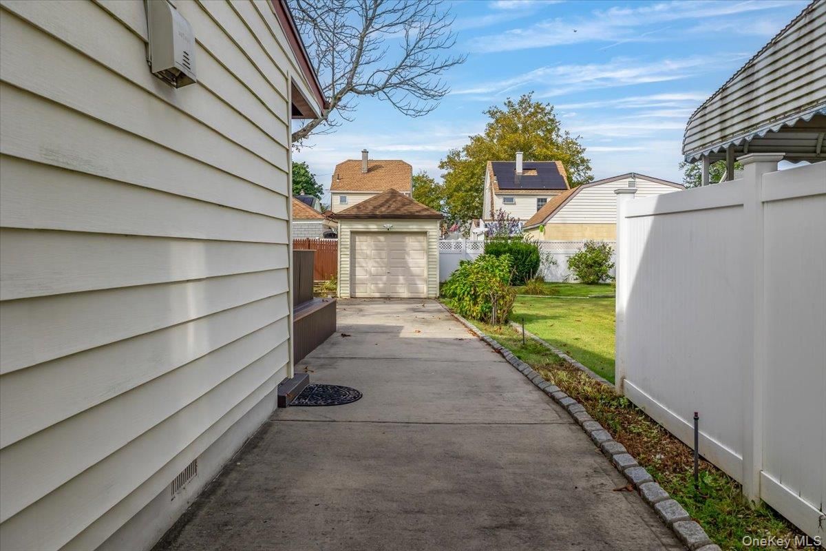 Backyard, Detached Garage, Exterior