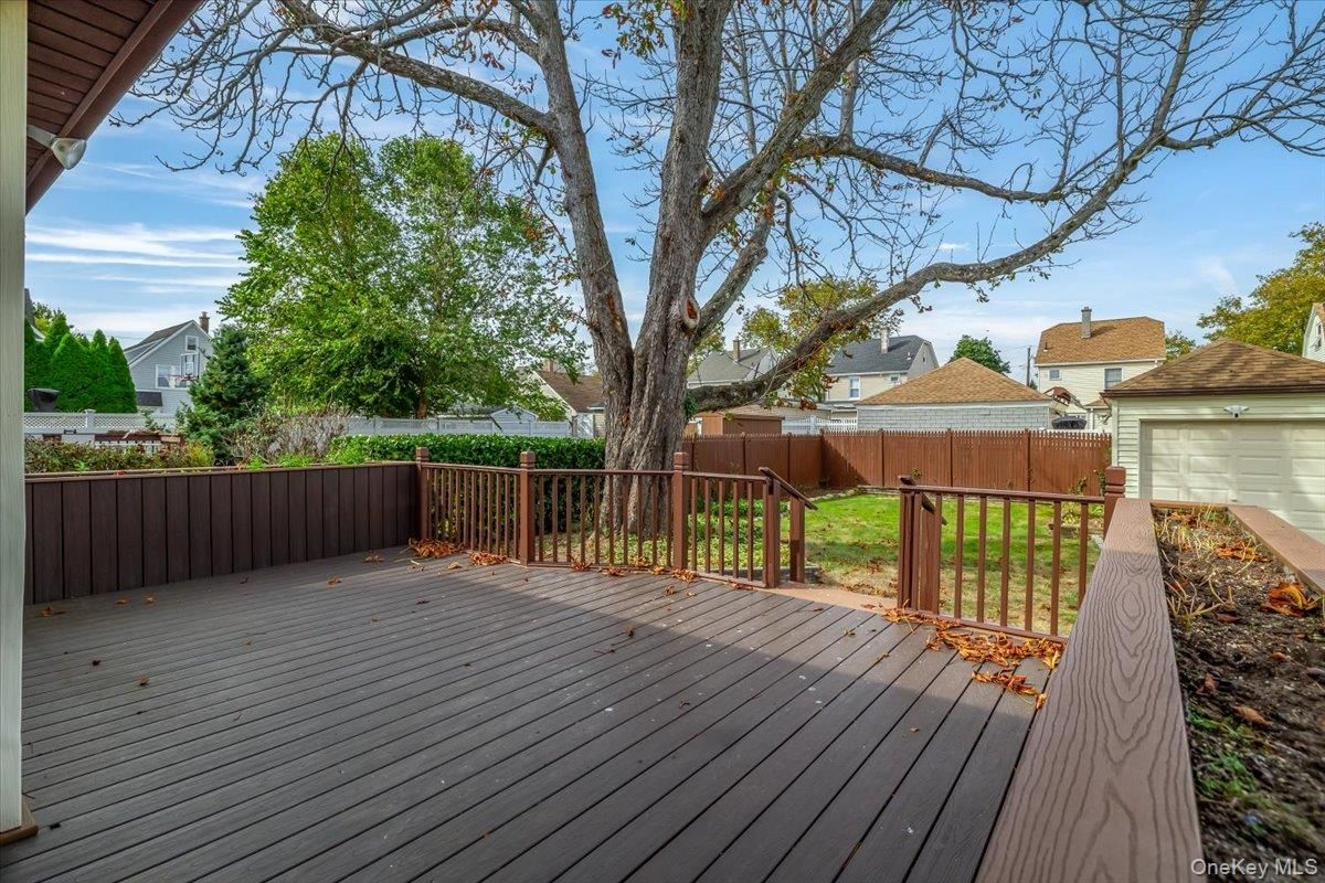 Backyard, Detached Garage, Exterior