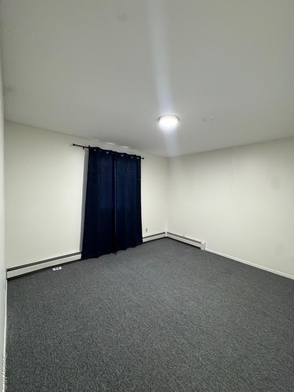 DE Listing image placeholder