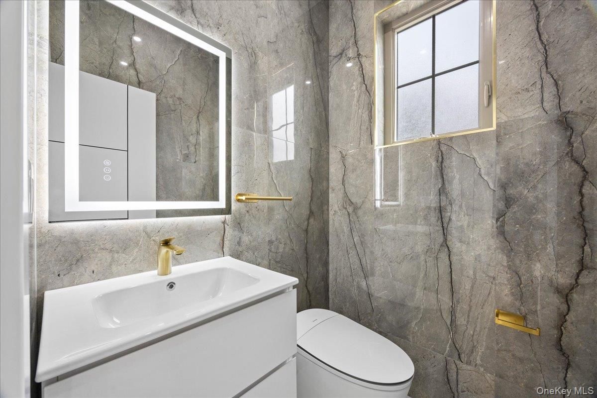 Bathroom, Interior, Marble Walls