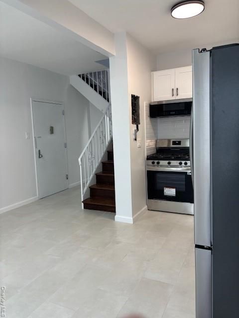 Interior, Kitchen, Stainless Steel Appliances