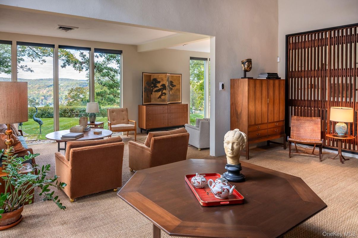 Interior, Living room