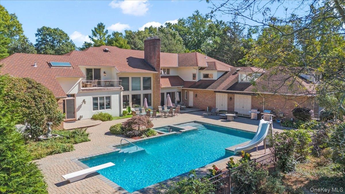 Exterior, Pool, Solar Panels