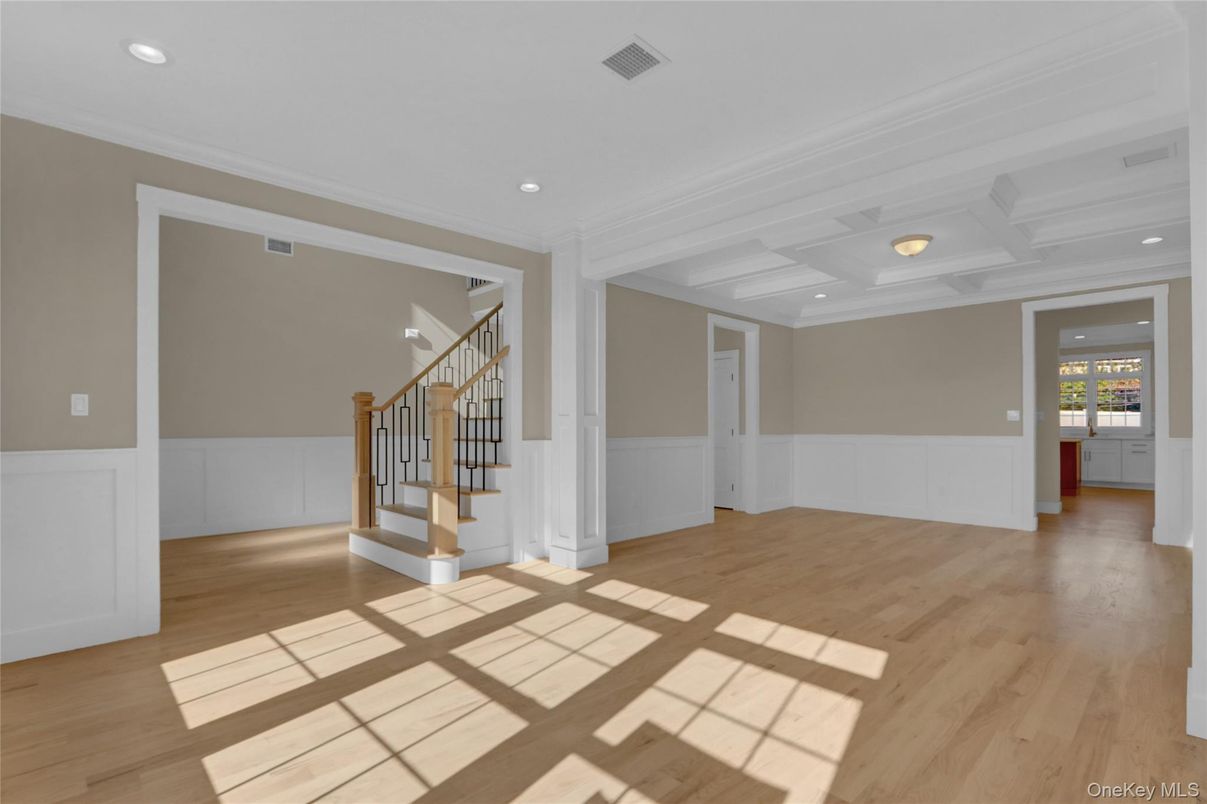 Empty room, Interior, Recessed Lighting, Wood Texture Flooring