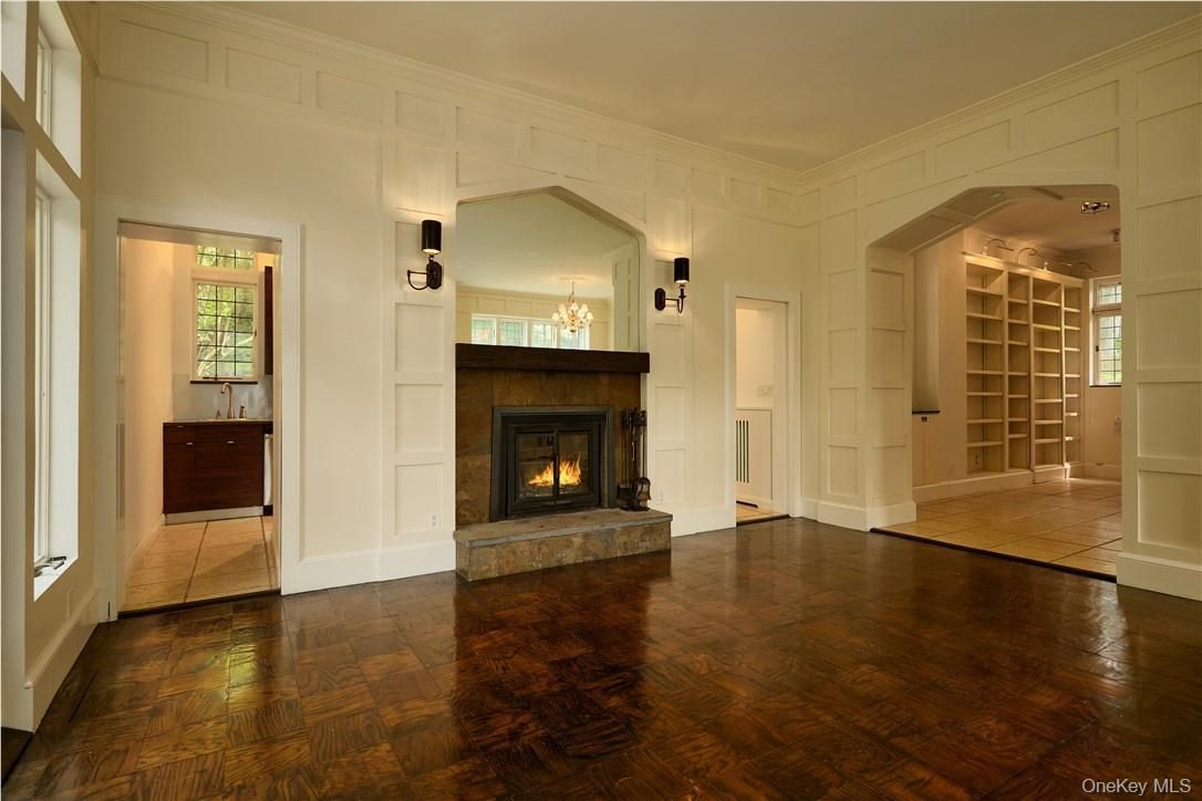 Empty room, Fireplace, Interior, Wood Texture Flooring