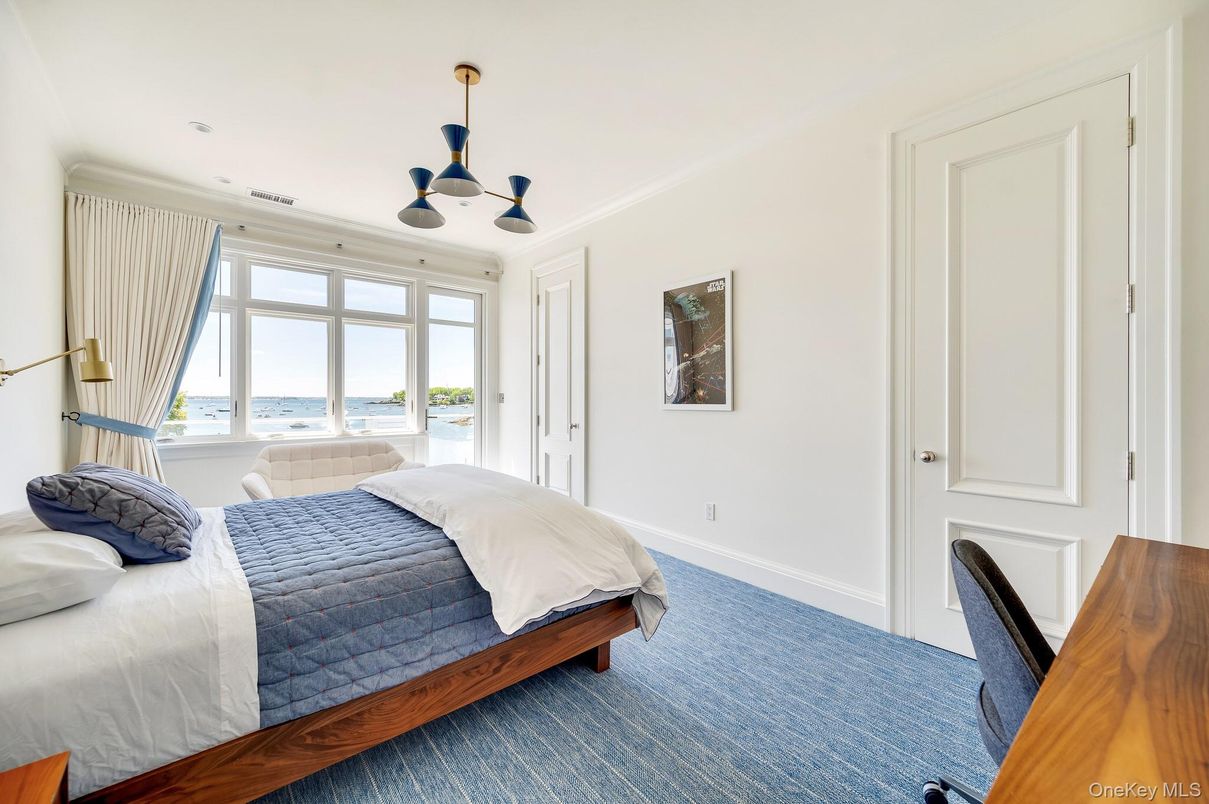 Bedroom, Interior, Pendant Lights, Water