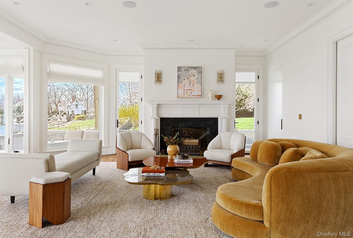 Fireplace, Interior, Living room, Recessed Lighting