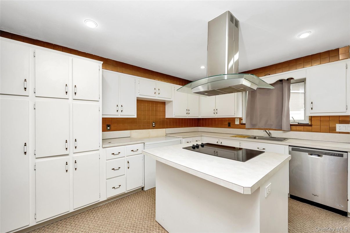 Interior, Kitchen, Recessed Lighting