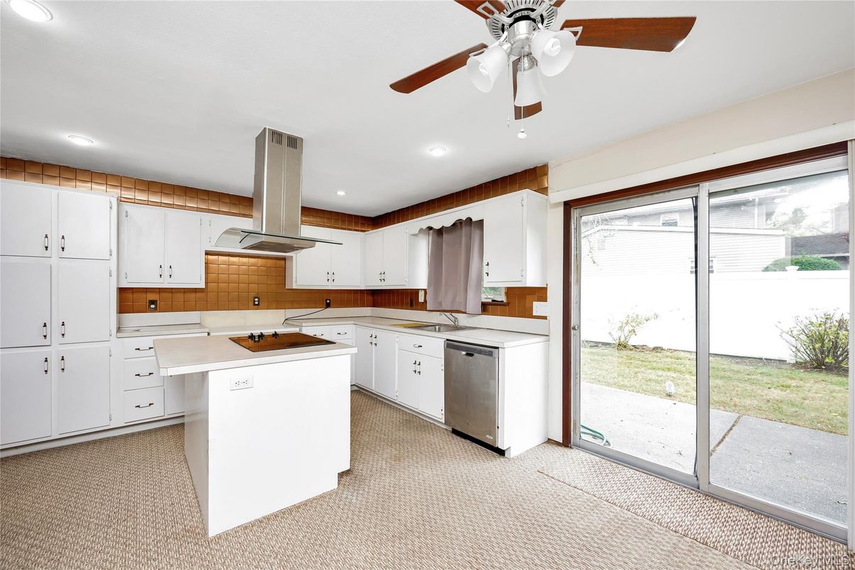 Interior, Kitchen, Recessed Lighting