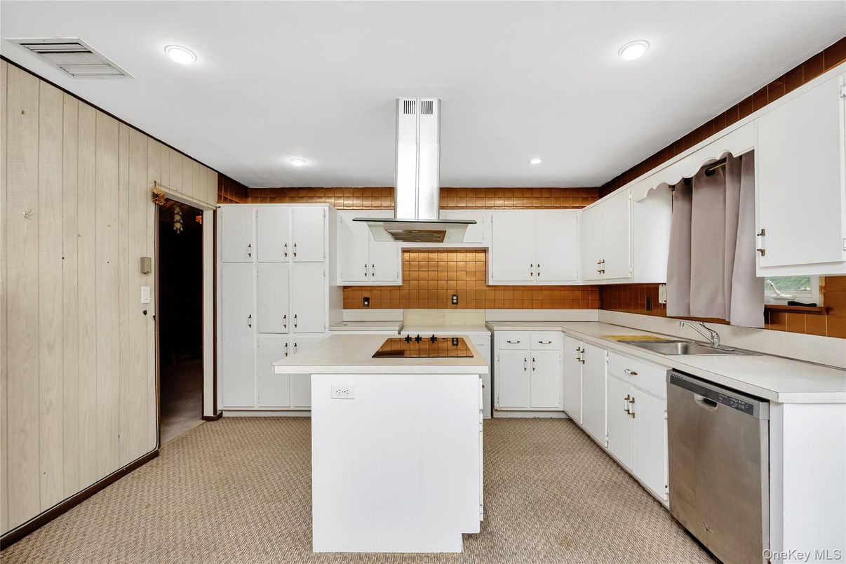 Interior, Kitchen, Recessed Lighting