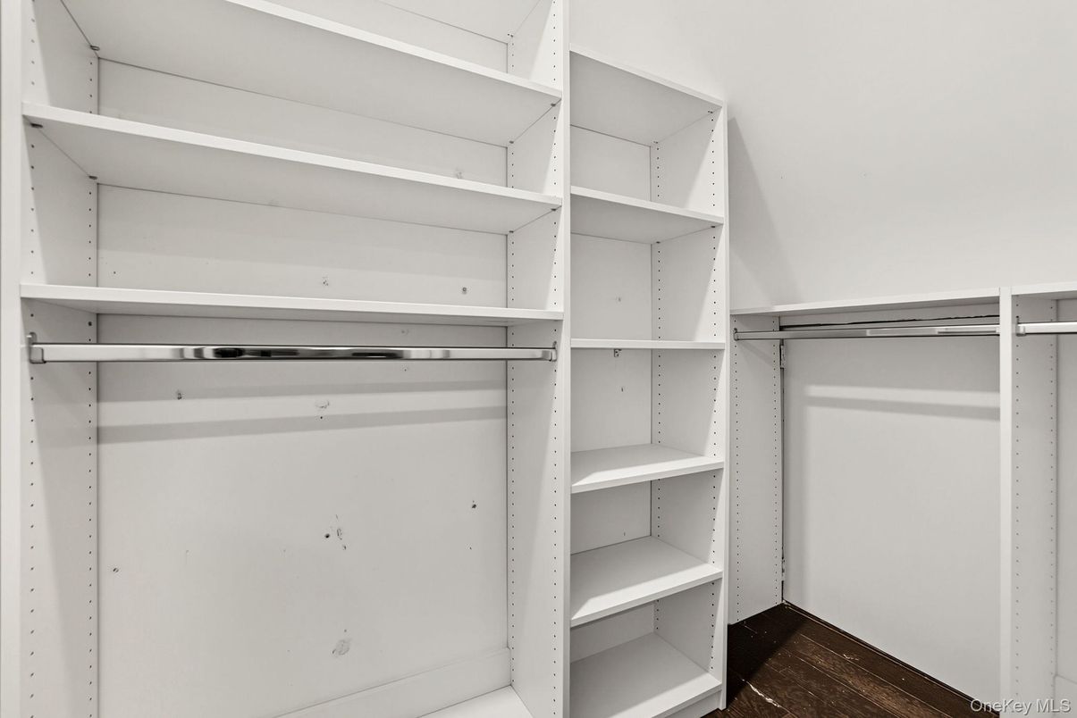 Interior, Walk-in Closets