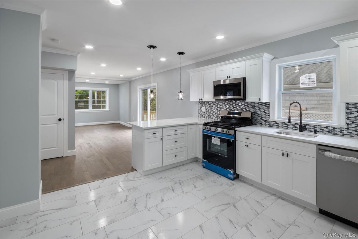 Interior, Kitchen, Marble, Pendant Lights, Recessed Lighting, Stainless Steel Appliances