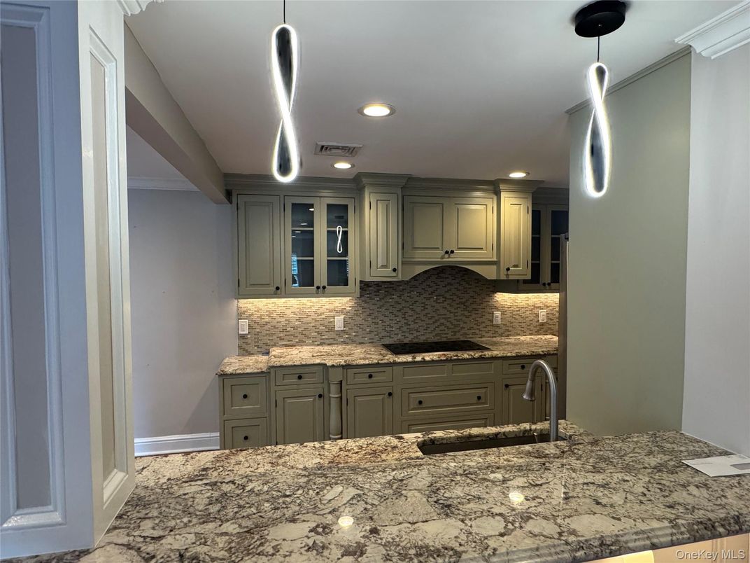 Interior, Kitchen, Pendant Lights, Recessed Lighting