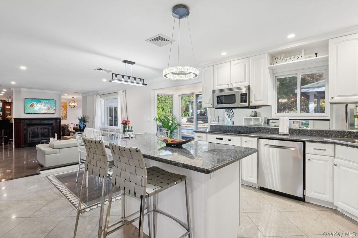 Fireplace, Interior, Kitchen, Living room, Pendant Lights, Recessed Lighting, Stainless Steel Appliances