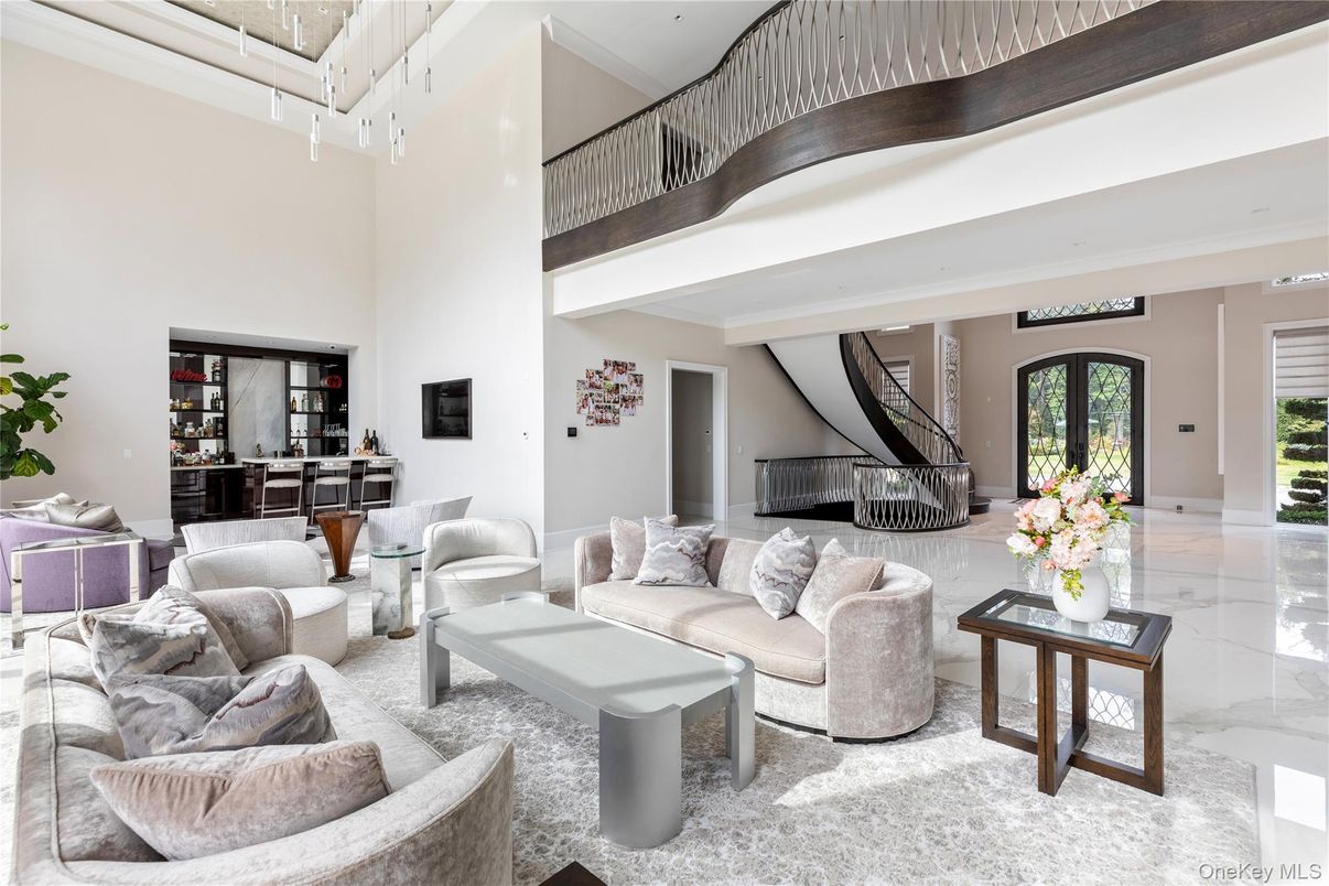 Interior, Living room, Marble, Piano