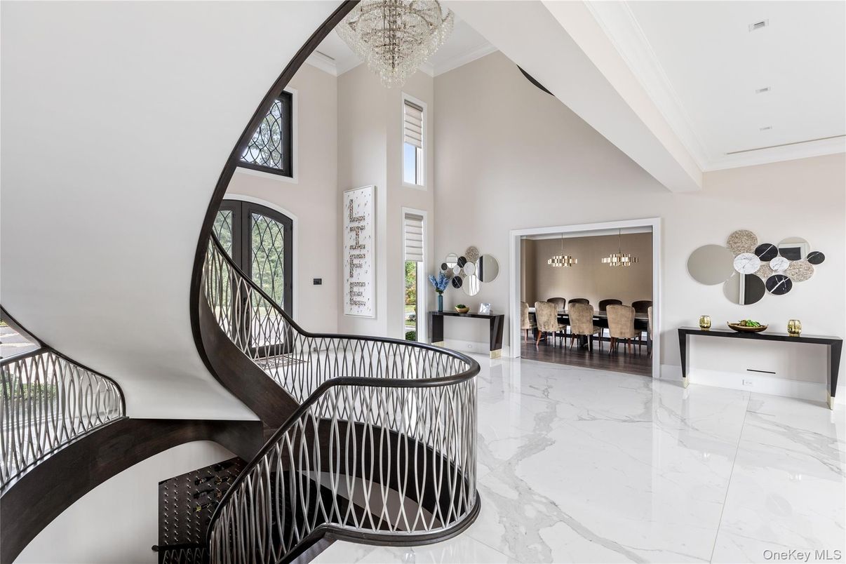 Chandelier, Interior, Marble