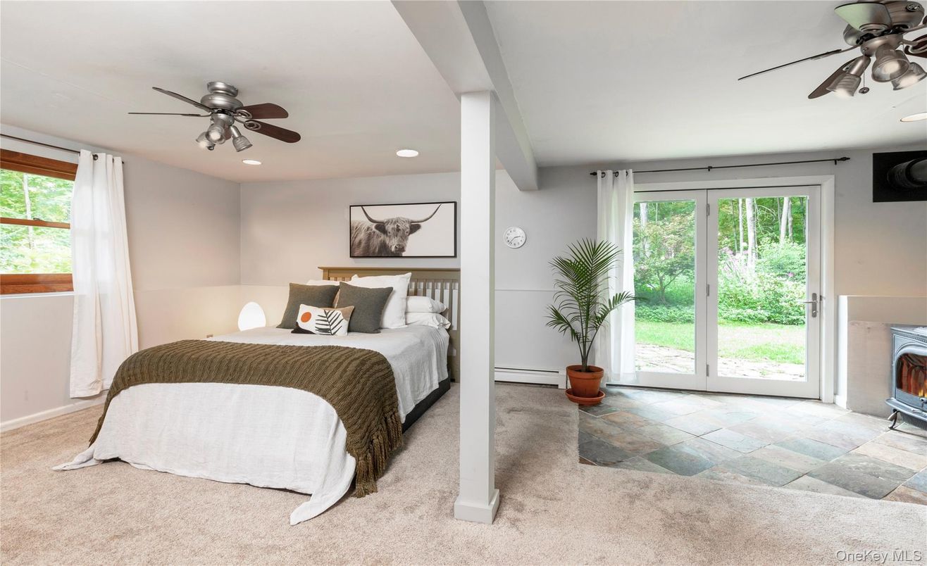 Bedroom, Fireplace, Interior, Recessed Lighting