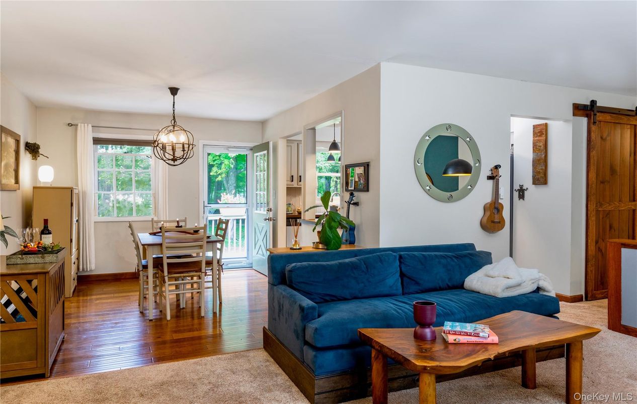 Dining room, Interior, Living room, Pendant Lights, Wood Texture Flooring