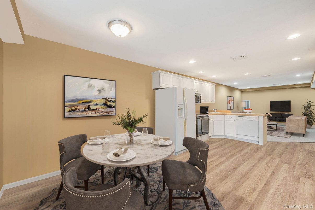 Dining room, Interior, Kitchen, Living room, Recessed Lighting, Wood Texture Flooring