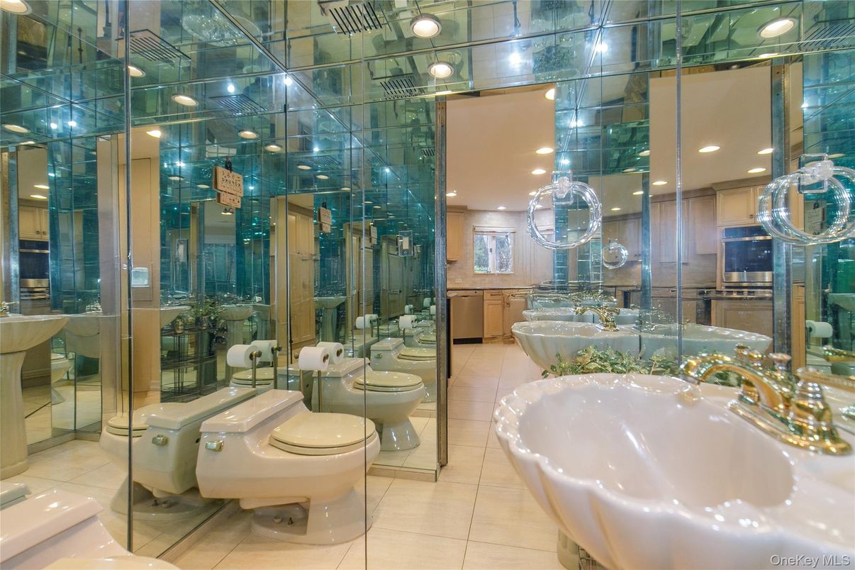 Bathroom, Dual Sink Vanities, Free Standing Baths, Glass Shower, Interior, Recessed Lighting