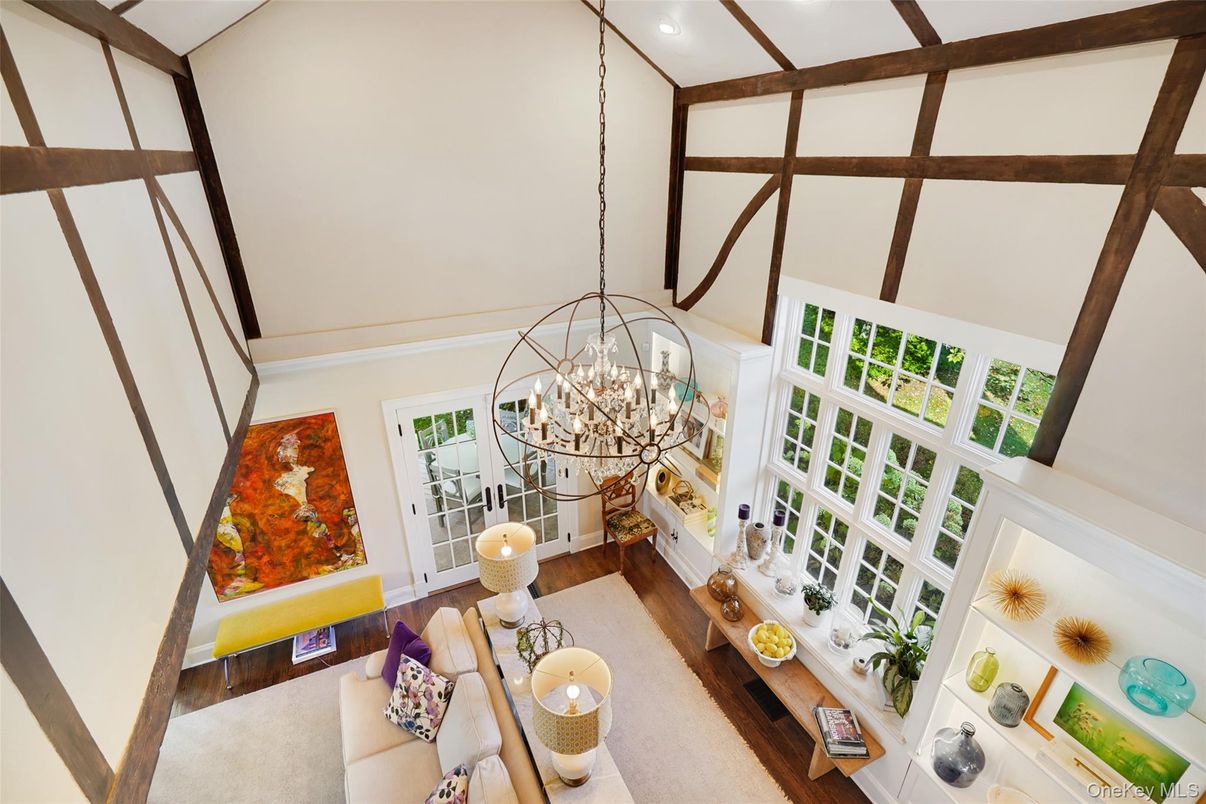 Chandelier, Interior, Recessed Lighting, Wood Texture Flooring