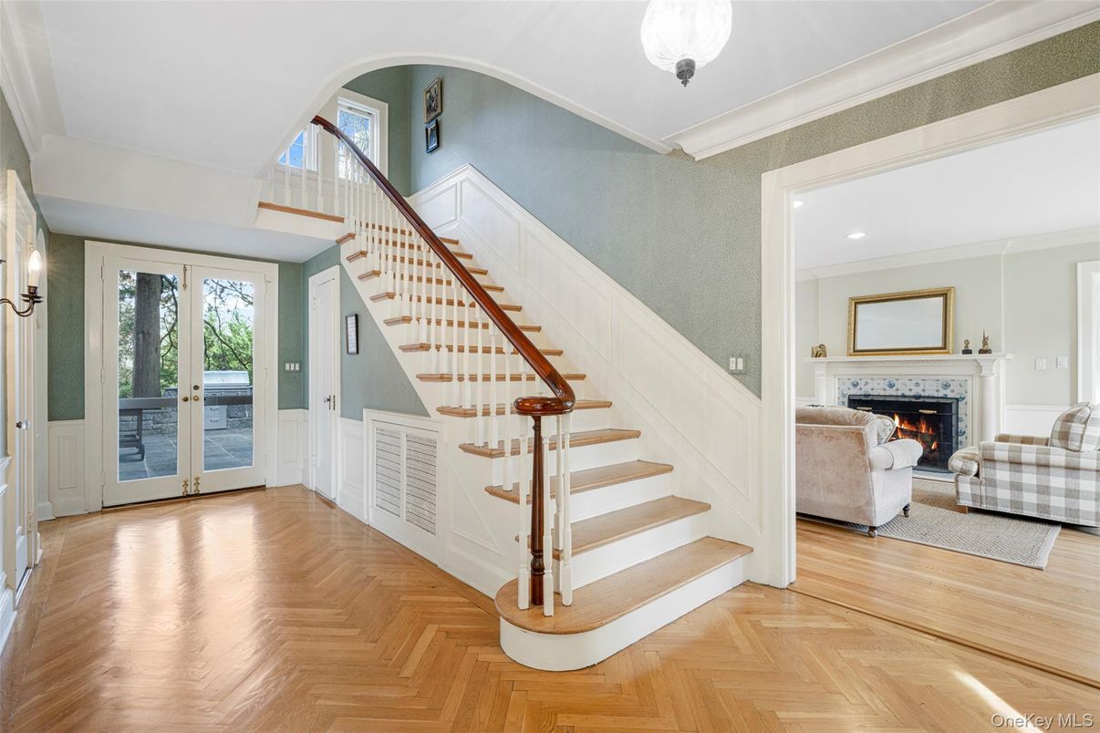 Fireplace, Interior, Recessed Lighting, Wood Texture Flooring