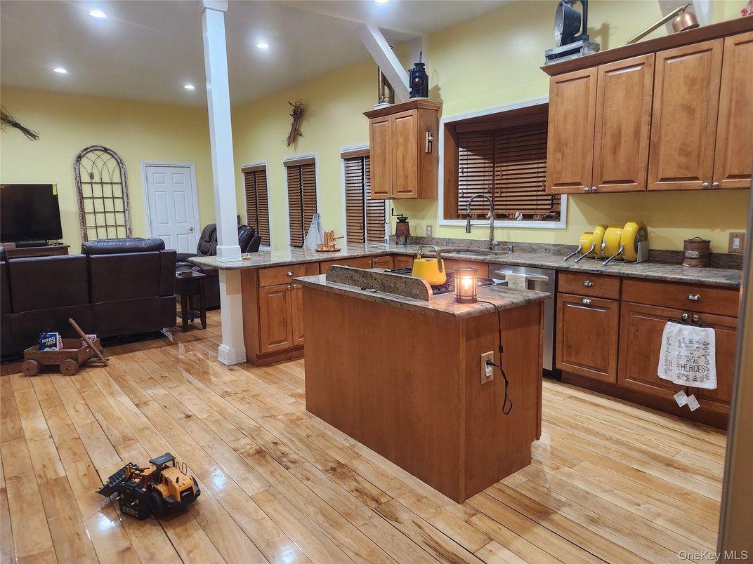 Interior, Kitchen, Recessed Lighting, Wood Texture Flooring