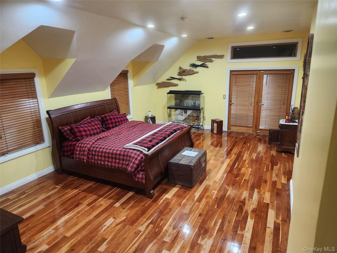 Bedroom, Fireplace, Interior, Recessed Lighting, Wood Texture Flooring